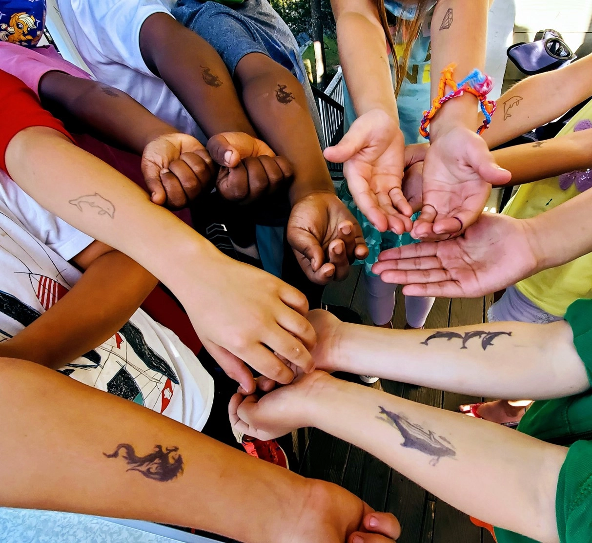 프링커 단체 타투