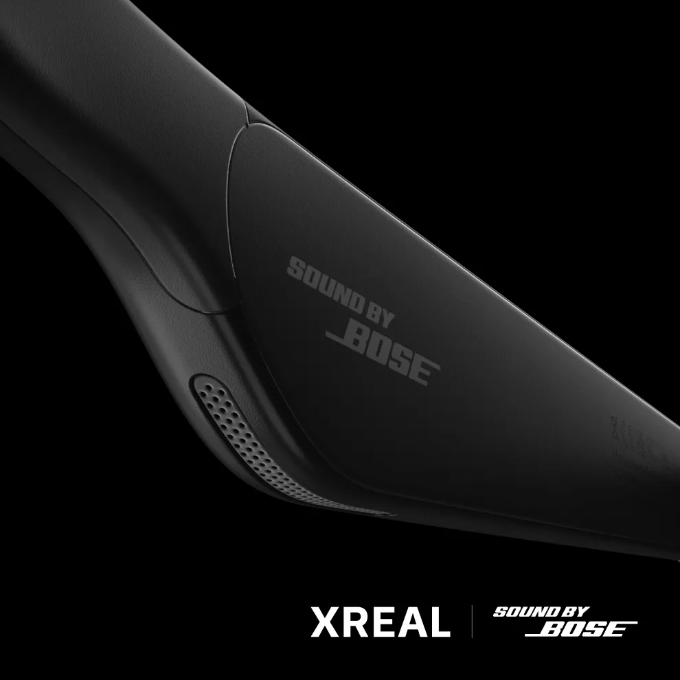 XREAL One Pro 안경다리의 Sound by Bose 스피커